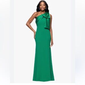 Betsy & Adam Vibrant Green One-Shoulder Dress
